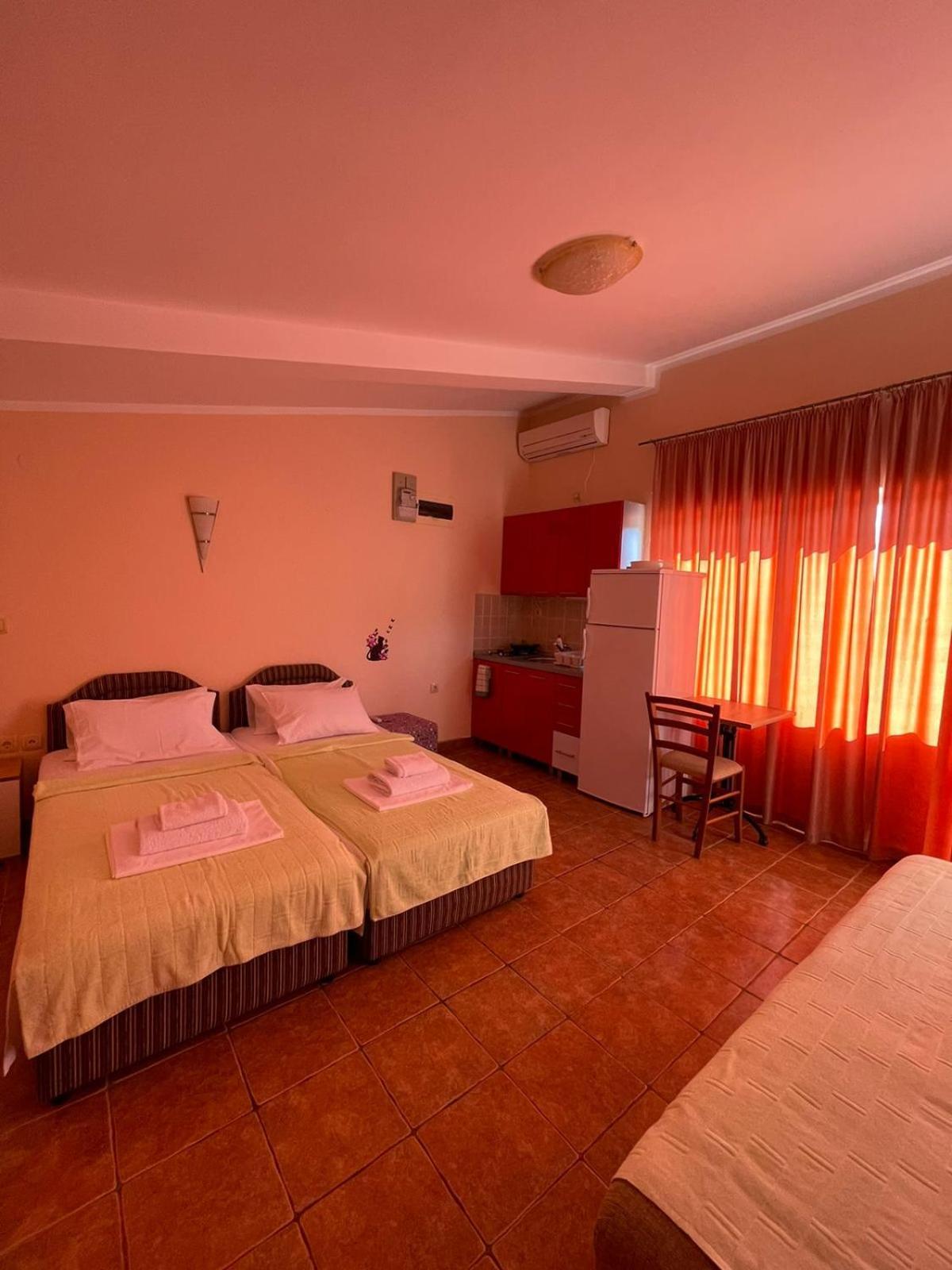Apartments Villa-G Lustica Tivat Exterior photo